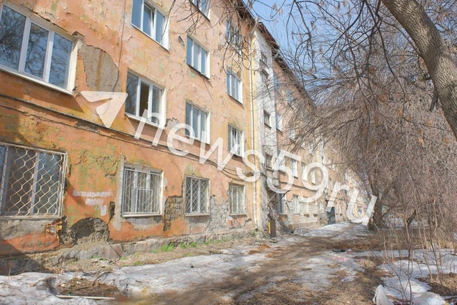 Эту фотографию дома мы сделали буквально 31 марта | Источник: Василина Любимова / Vk.com