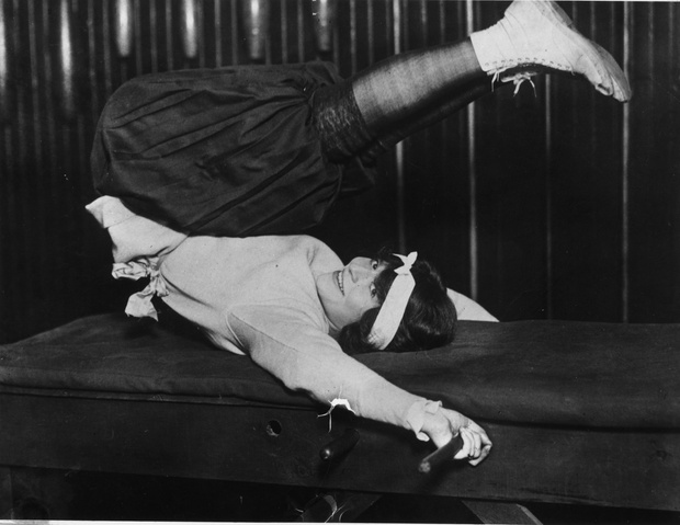 1921 .     ,     .