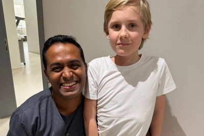 Семья мальчика с миопатией Дюшенна не может вылететь из Эмиратов