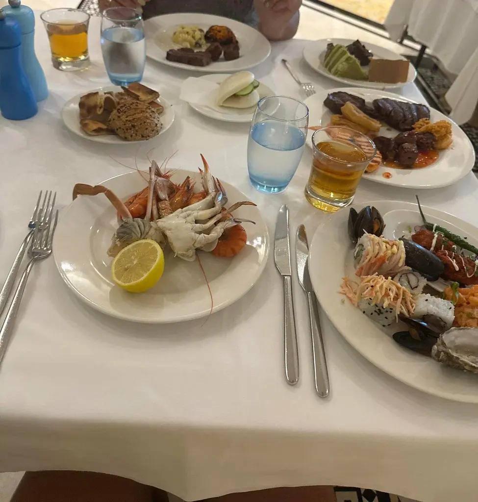 Отпуск в ОАЭ на фоне нерешенного квартирного вопроса