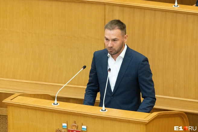 Биатлонист Антон Шипулин пошел на понижение из Госдумы | Источник: Владислав Лоншаков / E1.RU