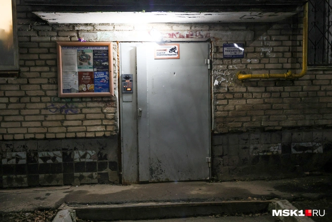 Дешевых предложений не так много, и зачастую эти варианты мало привлекательны для жизни | Источник: Артем Устюжанин / MSK1.RU