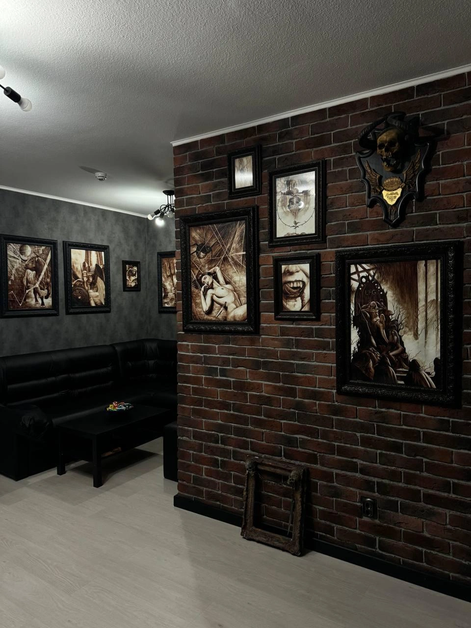 Все его работы находятся в тату-студии | Источник: gapach_tattoo / Instagram.com*