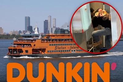 Работника Dunkin' Donuts поймали на мытье ног в раковине