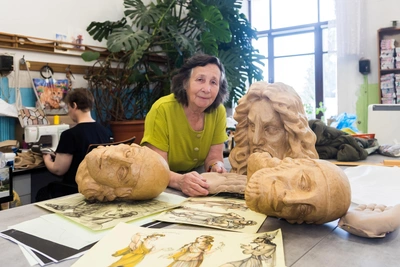 How Prop Masters Build Puppets