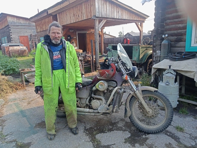 Всю свою жизнь Сергей катается на мотоцикле, силы духа ему не занимать | Источник: Сергей-Георгиевич Сорокин / VK 