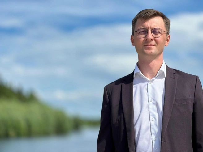 Такой молодой и хорошенький, а уже влиятельный политик!  | Источник: Николай Заболотнев / Vk.com
