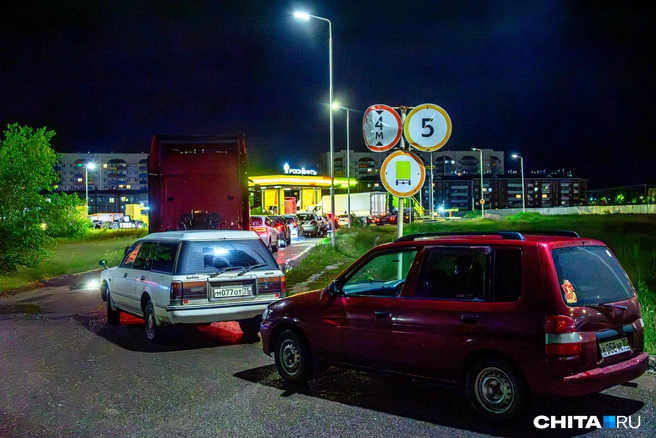 «Роснефть» повысила цены на АИ-100 в Иркутске | Источник: Олег Фёдоров / CHITA.RU