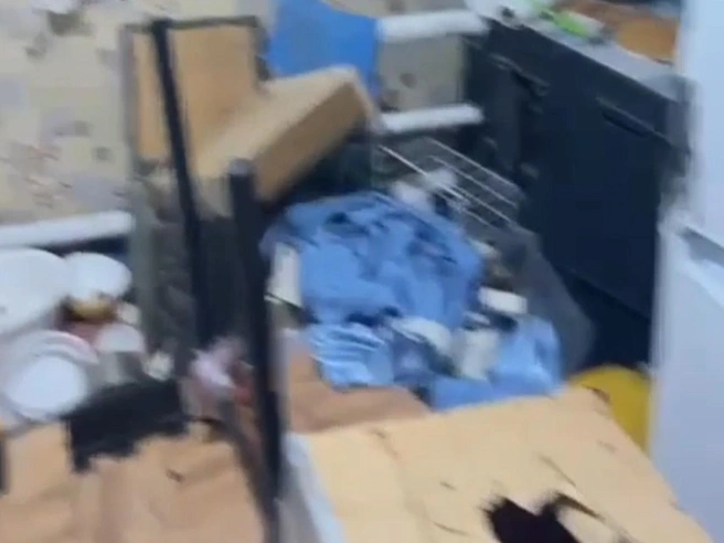 «Голова петуха в морозилке»: школьники уничтожили дом чужой семьи под Волгоградом из-за конфликта с хозяином | Источник: «Волгоград» / Telegram