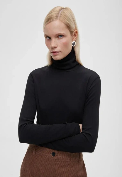 Водолазка по-французски: как выбрать и с чем сочетать самый нужный базовый трикотаж Водолазка по-французски: как выбрать и с чем сочетать самый нужный базовый трикотаж