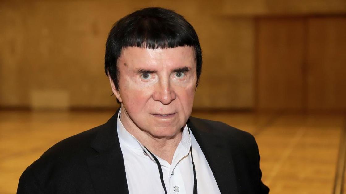 Кашпировский переписал квартиру на молодую жену и лишился миллионов