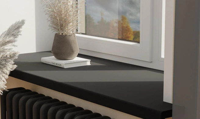 Среди универсальных подоконников Crystallit каждый сможет найти свой вариант | Источник: «Рубикон»