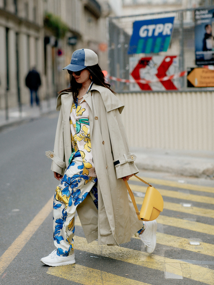 Streetstyle: бейсболки снова в моде - главный тренд этого сезона