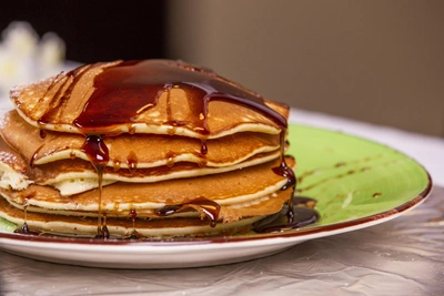 Пышные банановые панкейки: рецепт для завтрака