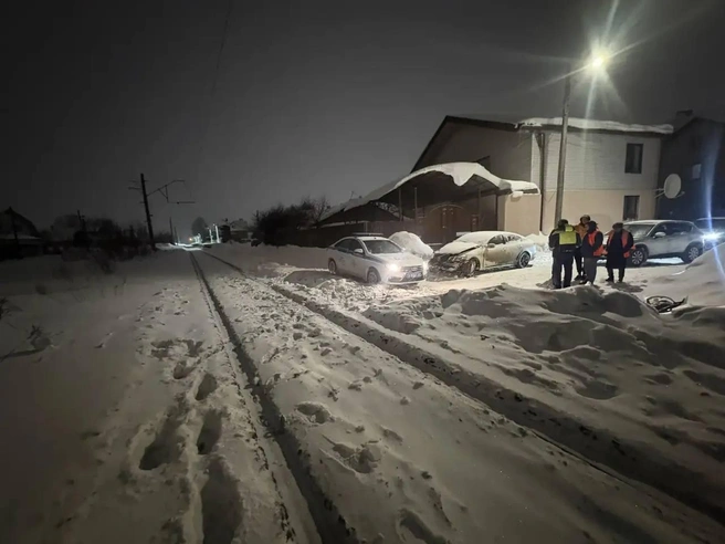 ДТП с участием пригородного поезда и автомобиля Lexus в Нижнем Новгороде | Источник: Приволжская транспортная прокуратура