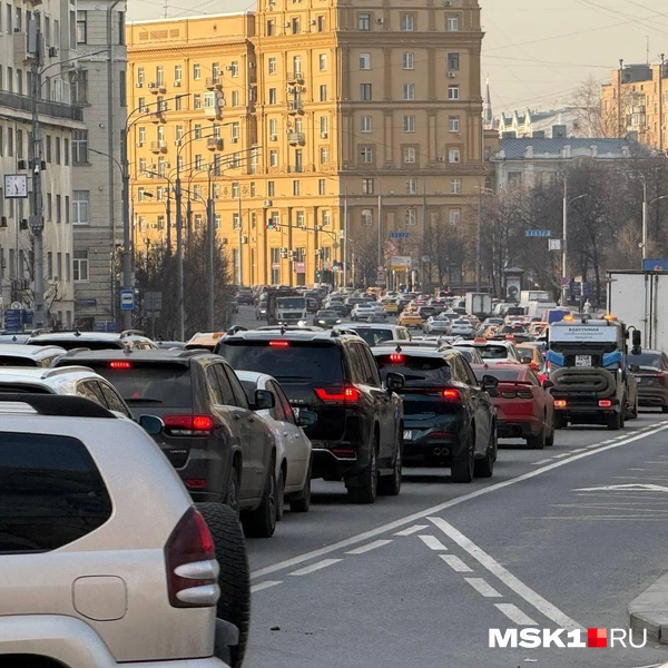 Пробки сковали Москву | Источник: Артем Устюжанин / MSK1.RU