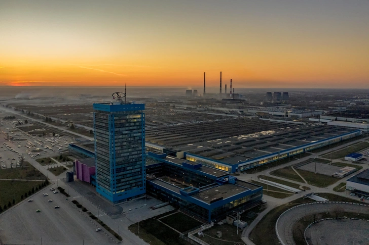 Здание генеральной дирекции АвтоВАЗ | Источник: Dmitry Bezrukov/Shutterstock/Fotodom.ru