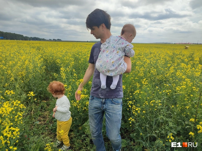 Родительство — это не только счастье, но и огромная ответственность | Источник: Николай Летанин