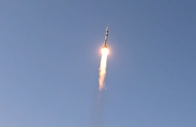 Полет пройдет по сверхбыстрой двухвитковой схеме сближения и займет чуть больше трех часов | Источник: «Роскосмос»