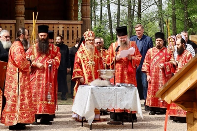В Оптиной пустыни освятили комплекс на источнике Пафнутия