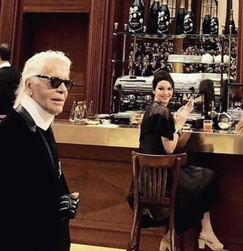 Карл Лагерфельд называл Дженнер перспективной моделью