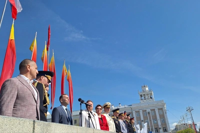 Губернатор Зауралья выступил на параде 9 Мая