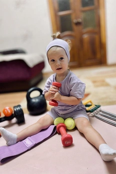 <p>Анна Коновалова, 2 года, г. Чухлома, Костромская область</p>