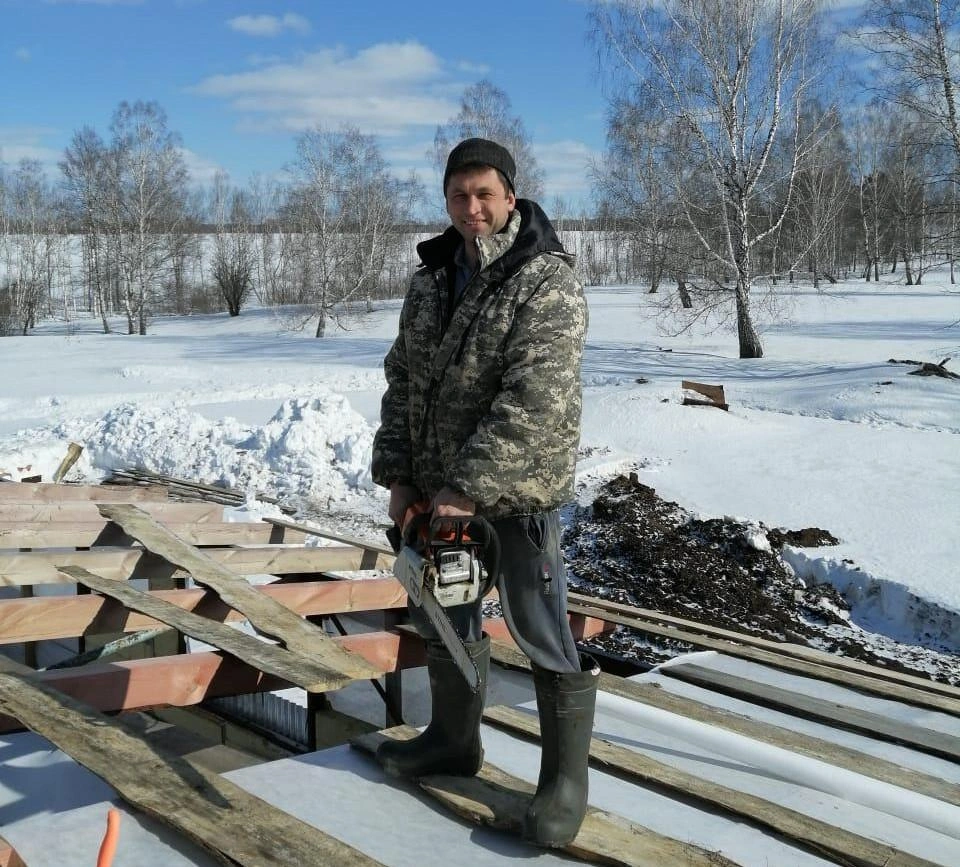 Фермер из Сибири Валерий Пятков любит всё делать сам и обстоятельно | Источник: Валерий Пятков