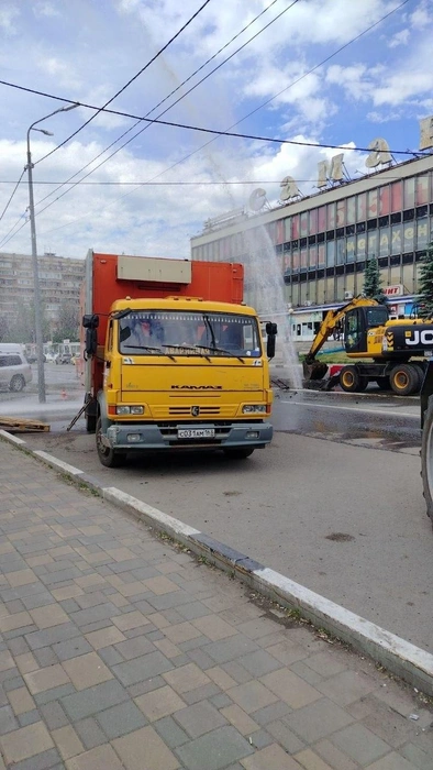 Дефект выявили во время раскопок | Источник: «Самара Новости» / T.me