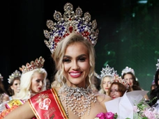 «До сих пор прихожу в себя»: 37-летняя Екатерина Семенова о победе в конкурсе «Миссис Россия — 2025» и хейте