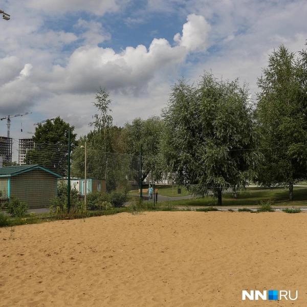 Площадка для игры в волейбол | Источник: Наталья Бурухина / NN.RU