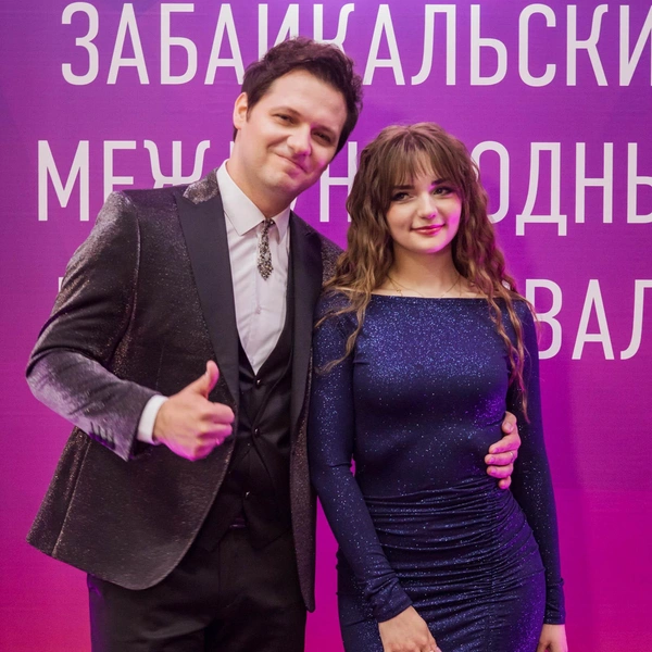 Николай Рябуха с женой Дарьей | Источник: архивы пресс-служб