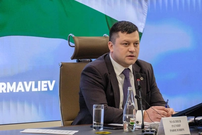 Адвокат Мавлиева не подтвердил передачу дела