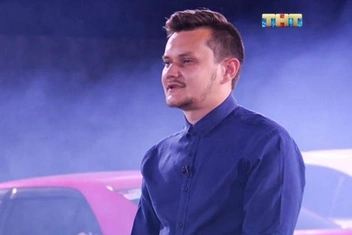 Экстрасенс сразу сказал, что страдает шизофренией