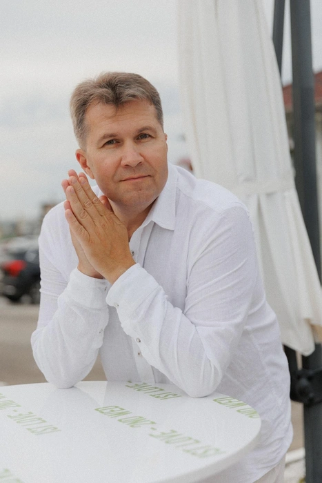 Константин Пресняков был представителем «команды Дмитрия Азарова» | Источник: Константин Пресняков / Vk.com