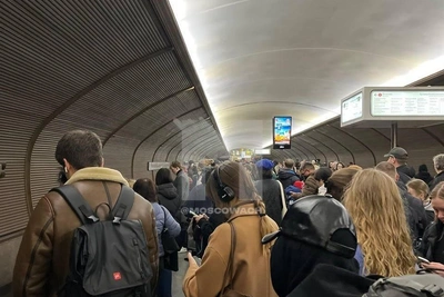 Сбой на Сокольнической линии: пассажиров эвакуировали через тоннель