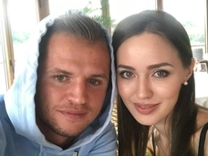 Дмитрий Тарасов и Анастасия Костенко решились на партнерские роды