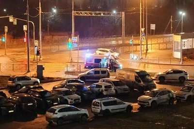 Водитель залип в телефон: ДТП в Красном Селе на видео