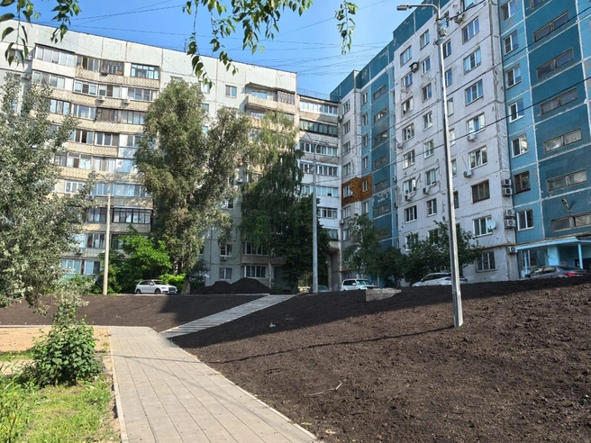 Энергетики заасфальтировали внутридворовые проезды и восстановили тротуары | Источник: «Т Плюс»
