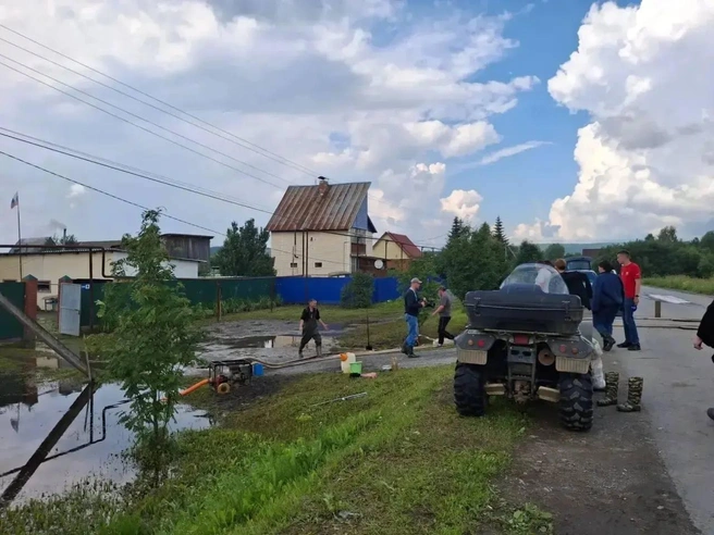 Вода ушла из более чем 1100 участков | Источник: Денис Паслер / t.me