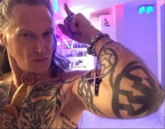 Источник: instadzigurda / Instagram.com (экстремистская организация, деятельность запрещена на территории РФ)