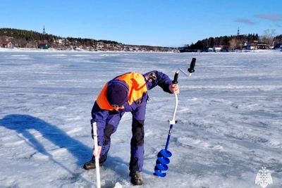 МЧС предупреждает об опасности льда в Мурманской области