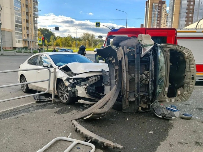 Чудом авария обошлась без погибших  | Источник: читатель 74.RU