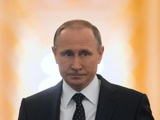 Американский журналист Такер Карлсон заявил, что возьмет интервью у Владимира Путина — для этого ждет в Москве