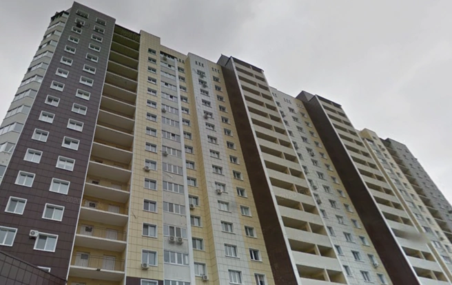 В Оренбурге 17 октября с 17 этажа выпал 17-летний подросток | Источник: Яндекс.Панорамы