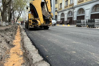 Дорога на улице Литаврина в Липецке преображается
