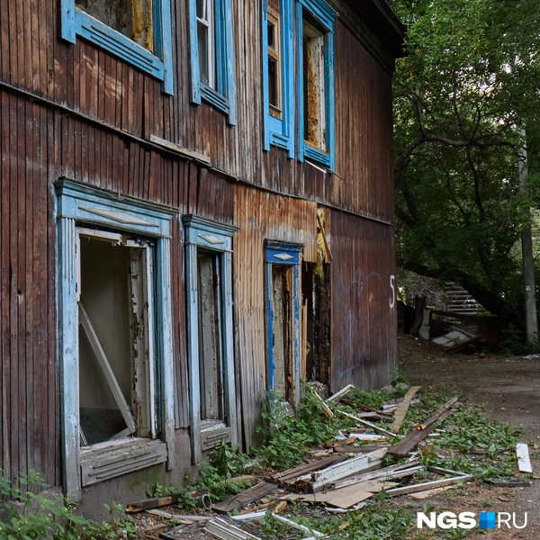 Здание частично разрушено | Источник: Валерия Киселева / NGS.RU