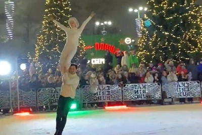 Figure Skating Stars Hold Show in Yekaterinburg