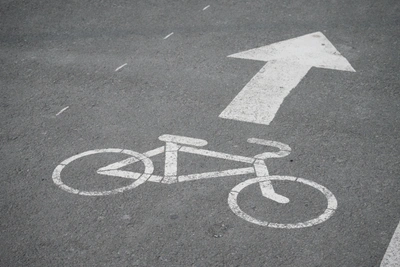 Велопаркинг на бухте Ахлестышева возведет фирма с двумя работниками