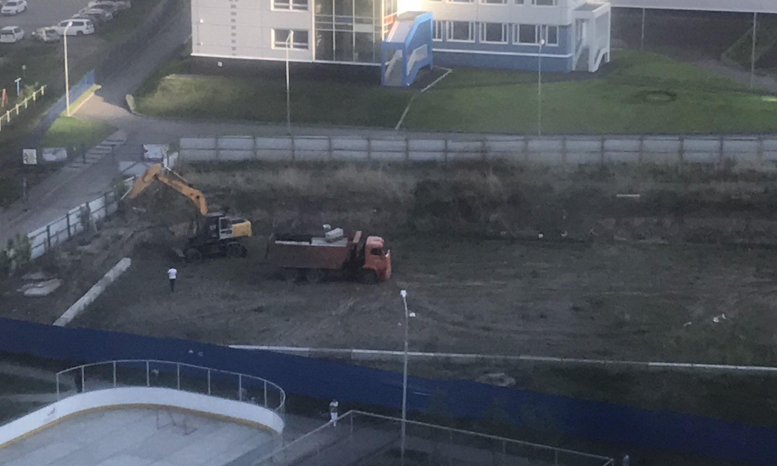 Из центра «Яблонь» вывезли бетонные блоки: ранее прокуратура назначала их экспертизу